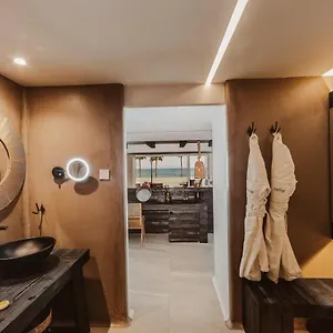 Kaliva - Adults Only Hotell