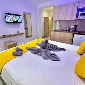 Sun Plaza - Adults Only Aparthotel