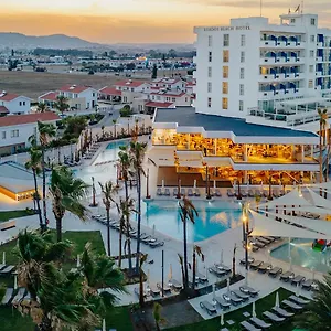 Lordos & 4*, Larnaca Cypern