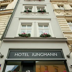 Jungmann 4*, Prag Tjeckien